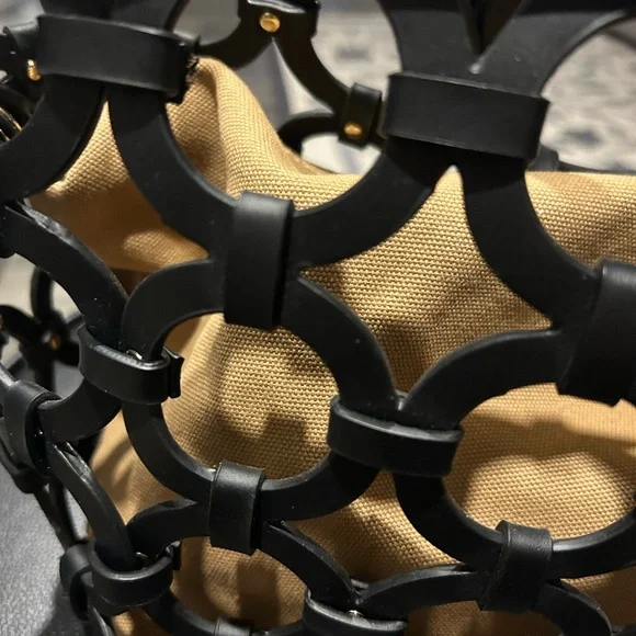 Mango - Limited Edition-Black and Tan Open Weave Tote - Picture 3 of 8